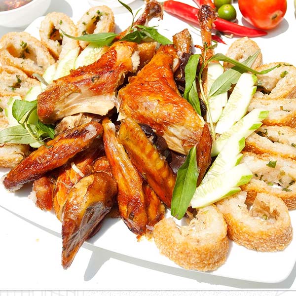 GÀ QUAY BÓ XÔI CHÀ BÔNG + TRỨNG NON HẠT SEN