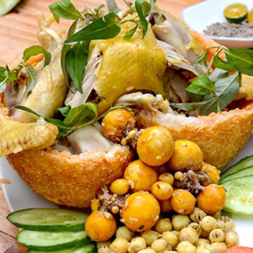 GÀ BÓ XÔI ÔM TRỨNG NON HẠT SEN TRUYỀN THỐNG